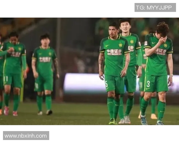 南京飞盘队战术之争引发热议球迷与教练观点大相径庭