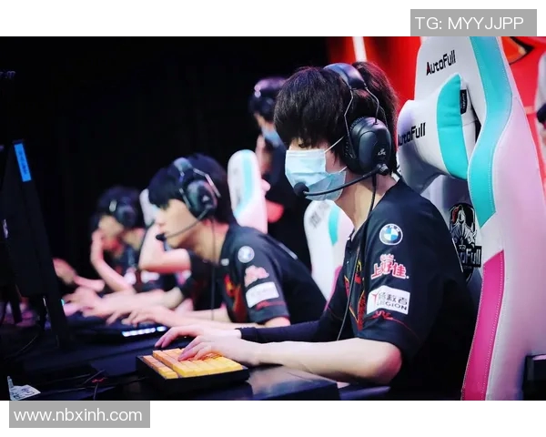 FPX战队凭借79分稳居Major赛积分榜首位争夺冠军之路愈发明朗